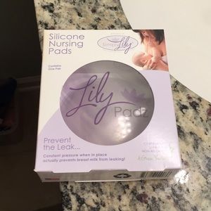 New!!! Silicone Nursing Pads